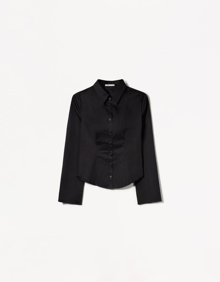 Blouse with wide sleeves