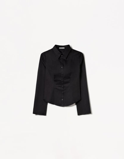 Blouse with wide sleeves