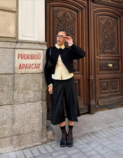 Blouse with wide sleeves