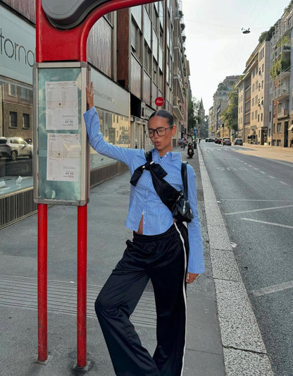 Blouse with wide sleeves