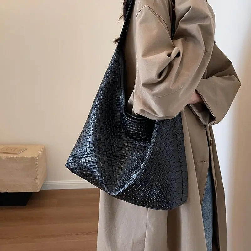 ARIEL Woven Knot Bag 